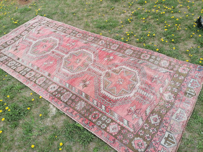 11'x4'9 anatolian runner rug, old oushak turkish runner rug, vintage turkish runner rug, vintage kitchen rug, vintage rug