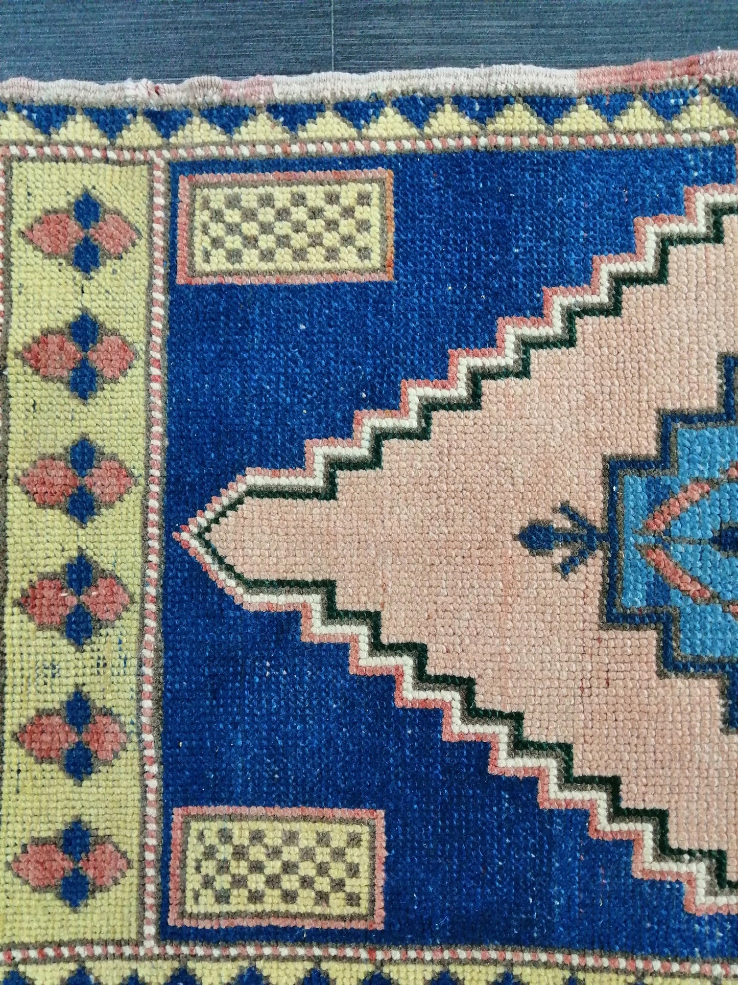 Vintage Turkish Rug 4 x 1.9 Mini Rug Small Area Rug Turkish Rug Oushak Rug Hand Made Rug Vintage Rug Doormat