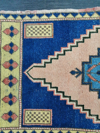 Vintage Turkish Rug 4 x 1.9 Mini Rug Small Area Rug Turkish Rug Oushak Rug Hand Made Rug Vintage Rug Doormat