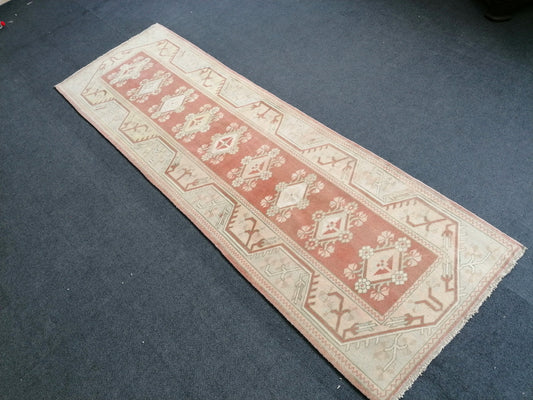 Hallway muted soft colors runner 8'4x2'7 runner rug, turkish runner rug, turkish vintage runner rug, hallway runner rug, kitchen runner rug