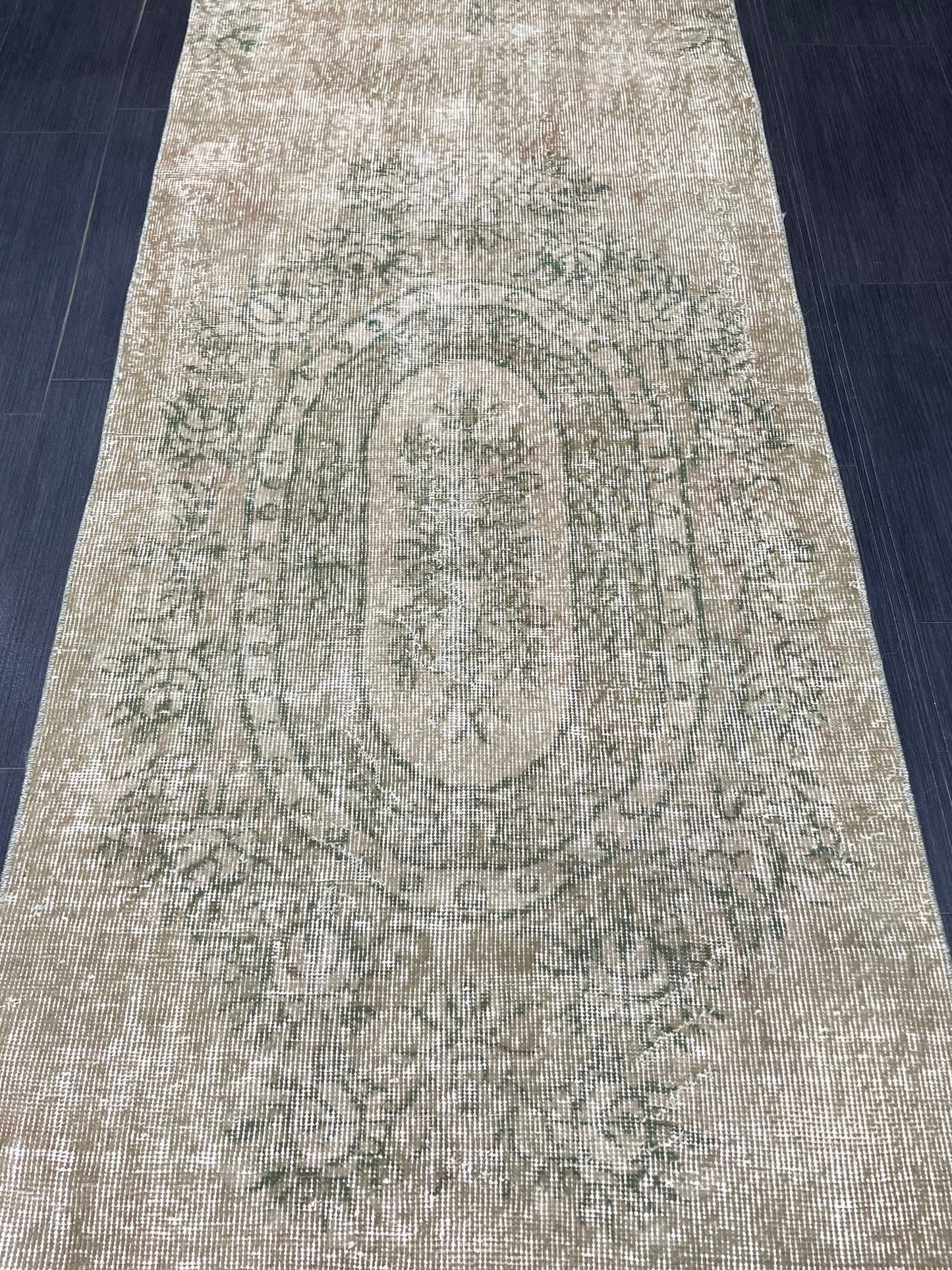 Oushak Runner Rug 2.7 x 9.4 Muted Turkish Runner Rug Green Vintage Neutral Runner Rug Hallway Natural Runner Kitchen Runner Rug Wool Runner
