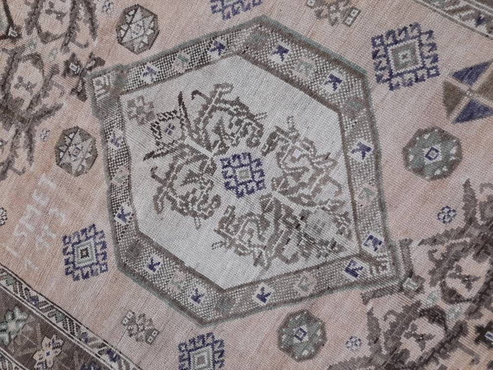 Vintage Persian Rug Unique Motif Rug 5 x 13.3 Persian Rug Vintage Hand Knotted Rug Eclectic Rug Hand Made Rug  Living room Rug Turkish rug
