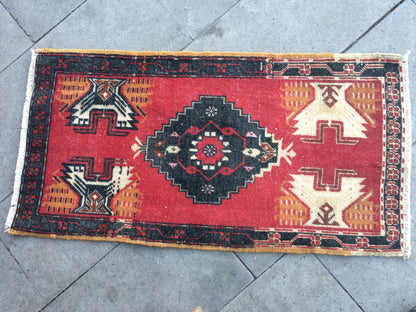 SMALL Area TURKISH Rug, bohemian hand made rug, minimalist motif