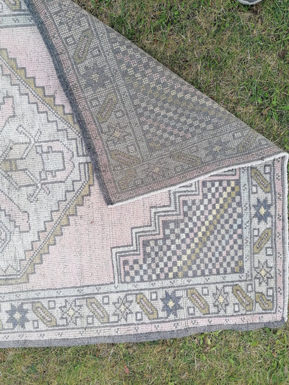 Turkish rug,oushak rug,vintage pastel rug, hand made wool rug 3'6x6'2ft