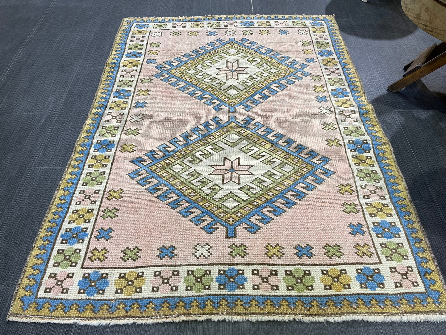 Vintage Rug, Handmade Rug, 3.3 x 4.4 Oushak Rug, Turkish Rug, Natural Wool Rug, Fun Rug, Persian Rug, Soft Wool Rug, wholesale Rug