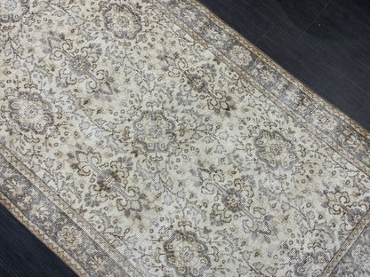Neutral Rug, TURKISH 3.9 x 7 Rug,Distressed Vintage Antique Rug Vintage Wool Distressed Rug Neutral Handmade Rug