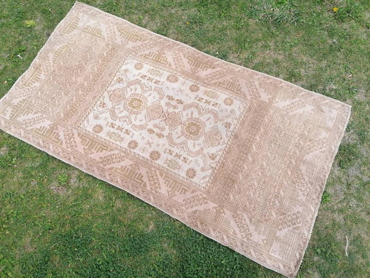 3x5 feet wool rug, faded vintage rug, oushak lounge rug, living room rug, bohemian rug, turkish rug, bathroom rug, kitchen rug, persian rug