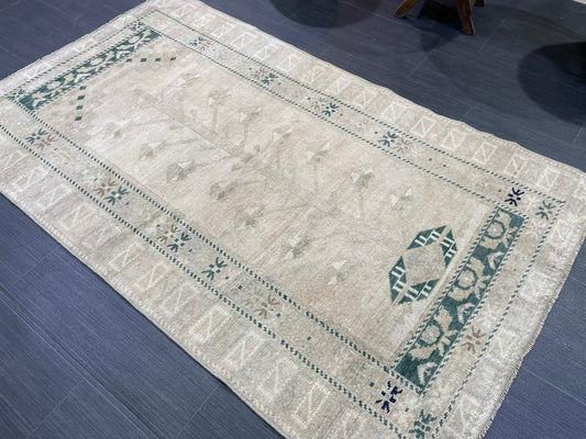 Muted Vintage Rug, TURKISH Rug, Vintage 3 x 5.2 Wool Rug, Oushak Rug, Hand Knotted Rug, 100% Wool Rug, Handmade Rug