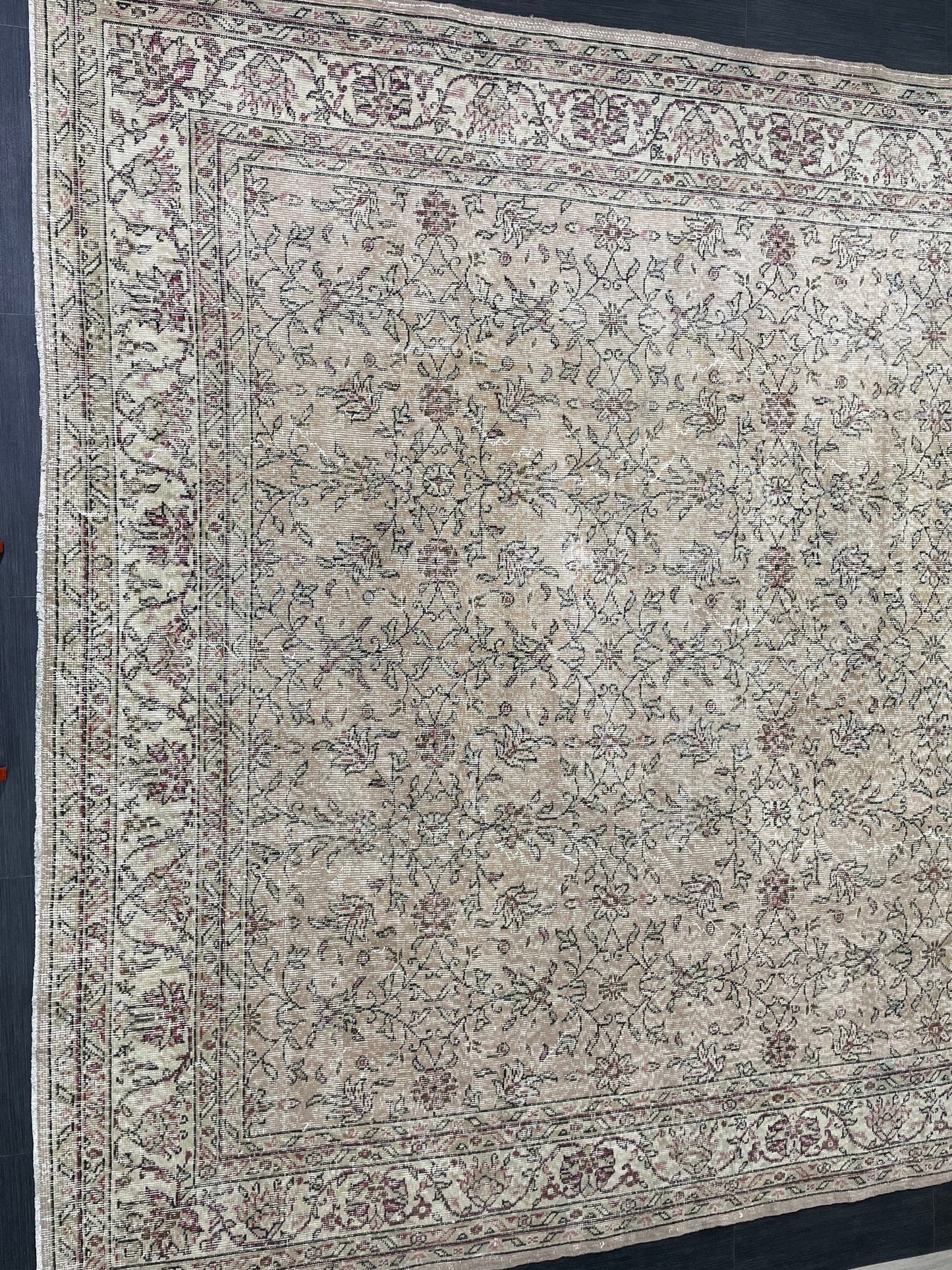 Large Floral 8.2 x 11.4 Rug OUSHAK RUG Distressed Rug 8x12 Vintage Handmade Rugs Hand Knotted Turkish Rug Soft Pink Rose Pink Light Pink