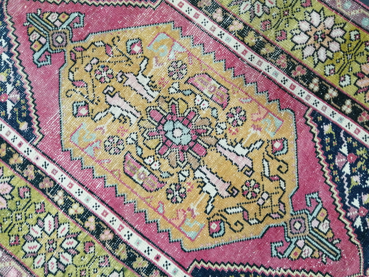 5.6 x 3.6 Hand Made Rug, Oushak Rug, Rustic Rug, Bohemian Rug, Rug Runner, Turkish Rug, Farmhouse Rug, Vintage Rug, Wool rug