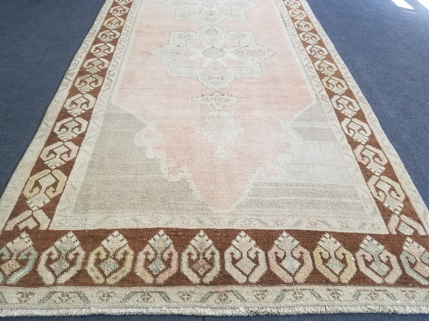 Turkish oushak rug,muted runner rug, pastel vintage wool rug,turkish handmade runner rug,rustic rug, bohemian rug 3'9x9'5 ft