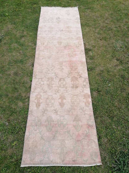 Pastel hallway wool runner rug, muted handmade runner rug 2'7x9'4 bohemian rug, vintage oushak runner, turkish runner rug