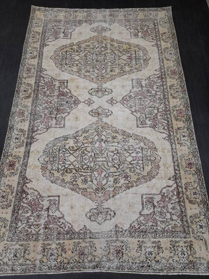 Distressed TURKISH RUG, VINTAGE Rug Living Room Rug Oushak Rug 6x10 Hand woven Rug, Earth Tones rug, Vintage Oriental Rug farmhouse rug