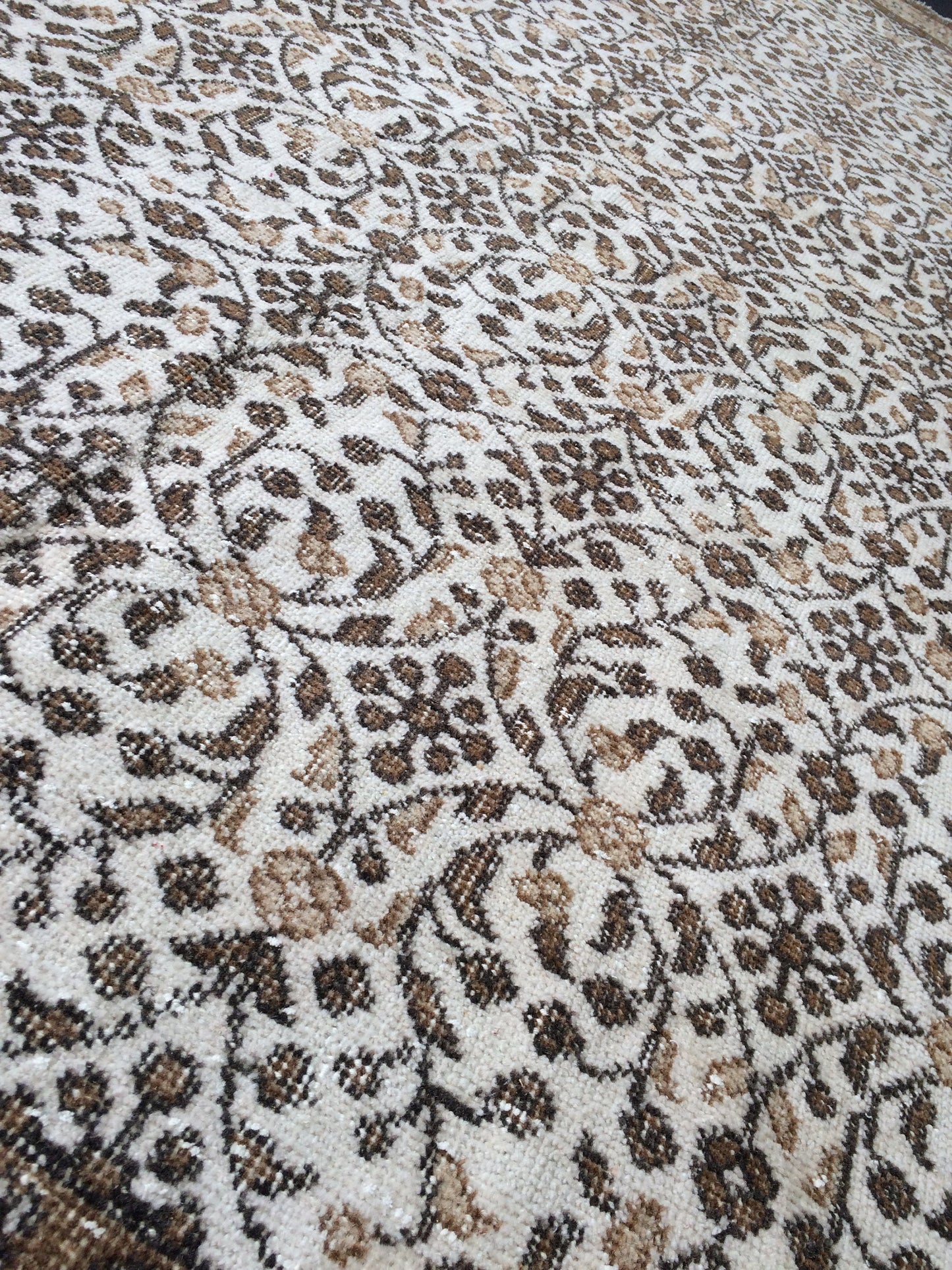 Hand Made Rug Turkish Vintage Rug Oushak Rugs Rustic Rug Wool Oushak Rugs floral Farmhouse Rug, Pastel Vintage Rug Muted Neutral Wool Rug