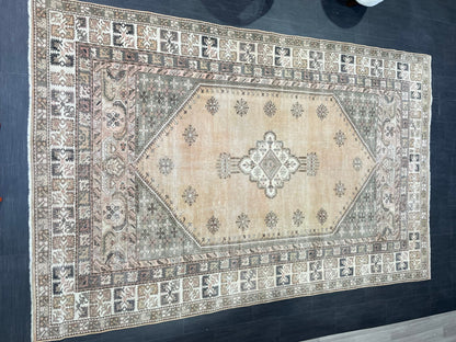 Vintage Rug, Handmade 6.5 x 10 Rug, Vintage Turkish Rug, Oushak Rug, Turkish Oushak Rug, Hand Knotted Soft Wool Rug Distressed Rug