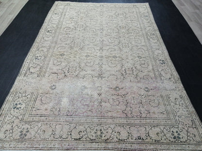 Muted Distressed Vintage Rug 9.2 x 6 Turkish  Rug, Muted Rug Oushak Rug Floral Rug Oriental Rug Antique Rug