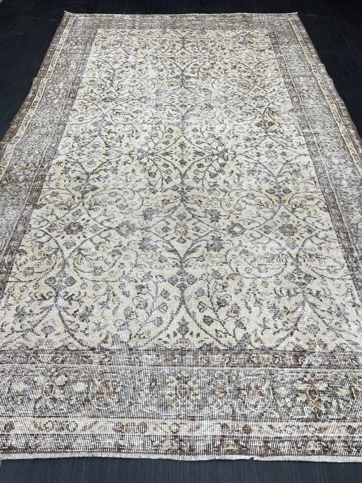 Vintage Rug TURKISH 5.5 x 9 Rug Handmade Rug Distressed Rug  Large Turkish Oushak Rug Oushak Rug, Wool Rug Hand Knotted Rug