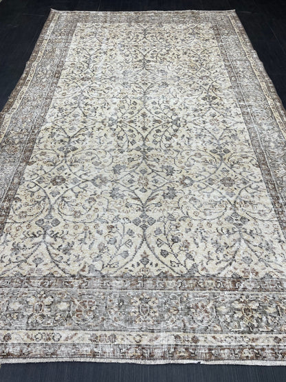 Vintage Rug TURKISH 5.5 x 9 Rug Handmade Rug Distressed Rug  Large Turkish Oushak Rug Oushak Rug, Wool Rug Hand Knotted Rug