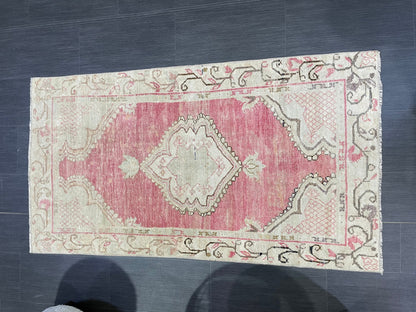 Antique Rug, Vintage 3 x 5.5 Rug, Turkish Wool Rug, Oushak Rug, Fine Hand Knotted Rug, Persian Rug, Handmade Rug
