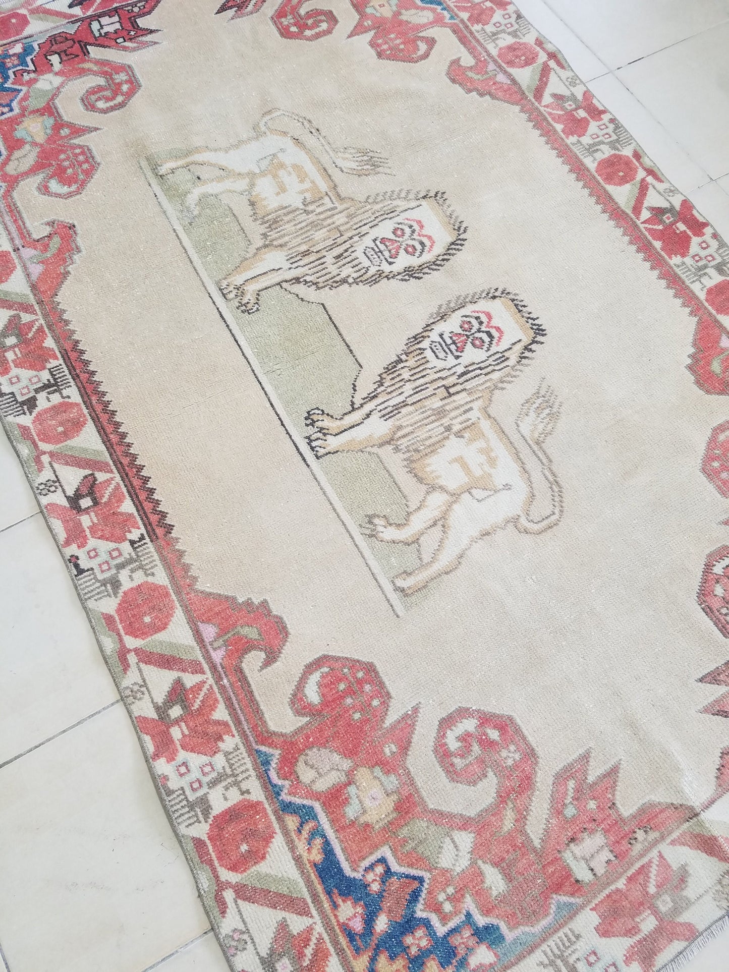 Lion oushak handmade wool rug 4'4x6'12 turkish rug vintage rug, vintage oushak rug, kitchen rug bohemian rug