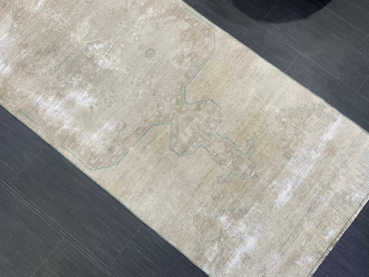 Vintage Runner Rug Muted Distressed Runner 2.7 x 8.2 Rug Turkish Runner Rug Pink Vintage Runner Rug Hallway Runner Rug Wool Antique Runner