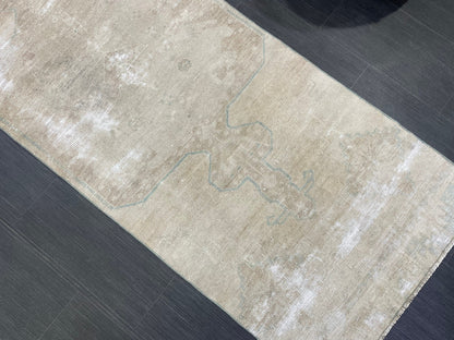 Vintage Runner Rug Muted Distressed Runner 2.7 x 8.2 Rug Turkish Runner Rug Pink Vintage Runner Rug Hallway Runner Rug Wool Antique Runner