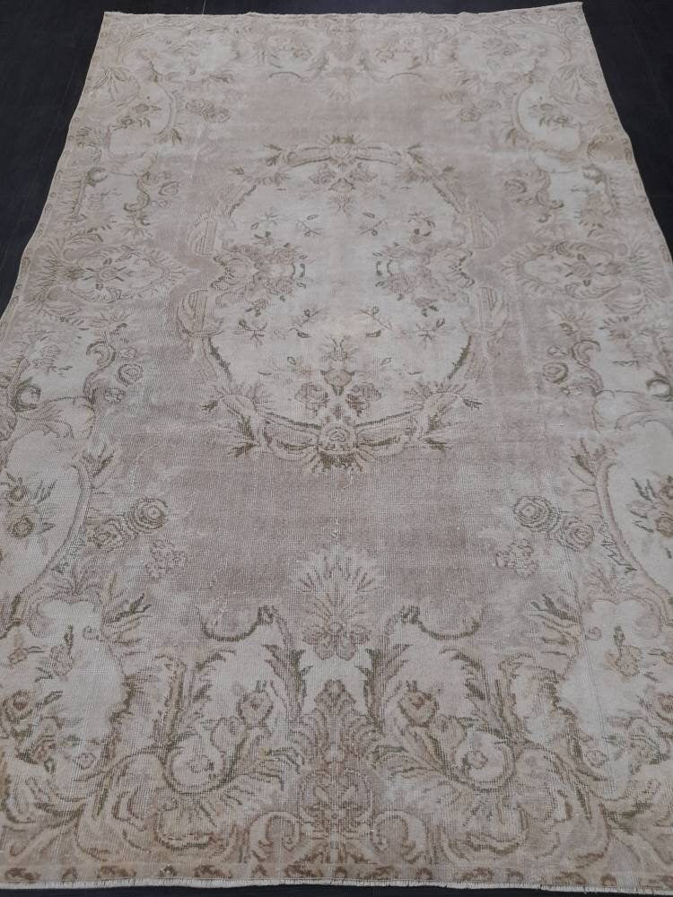 Muted Turkish muted Vintage Antique Rug Vintage Wool Muted Oriental Rug 6.3 x 9.8 Hand Made Rug Hand Knotted  Rug Neutral Wool on wool rug