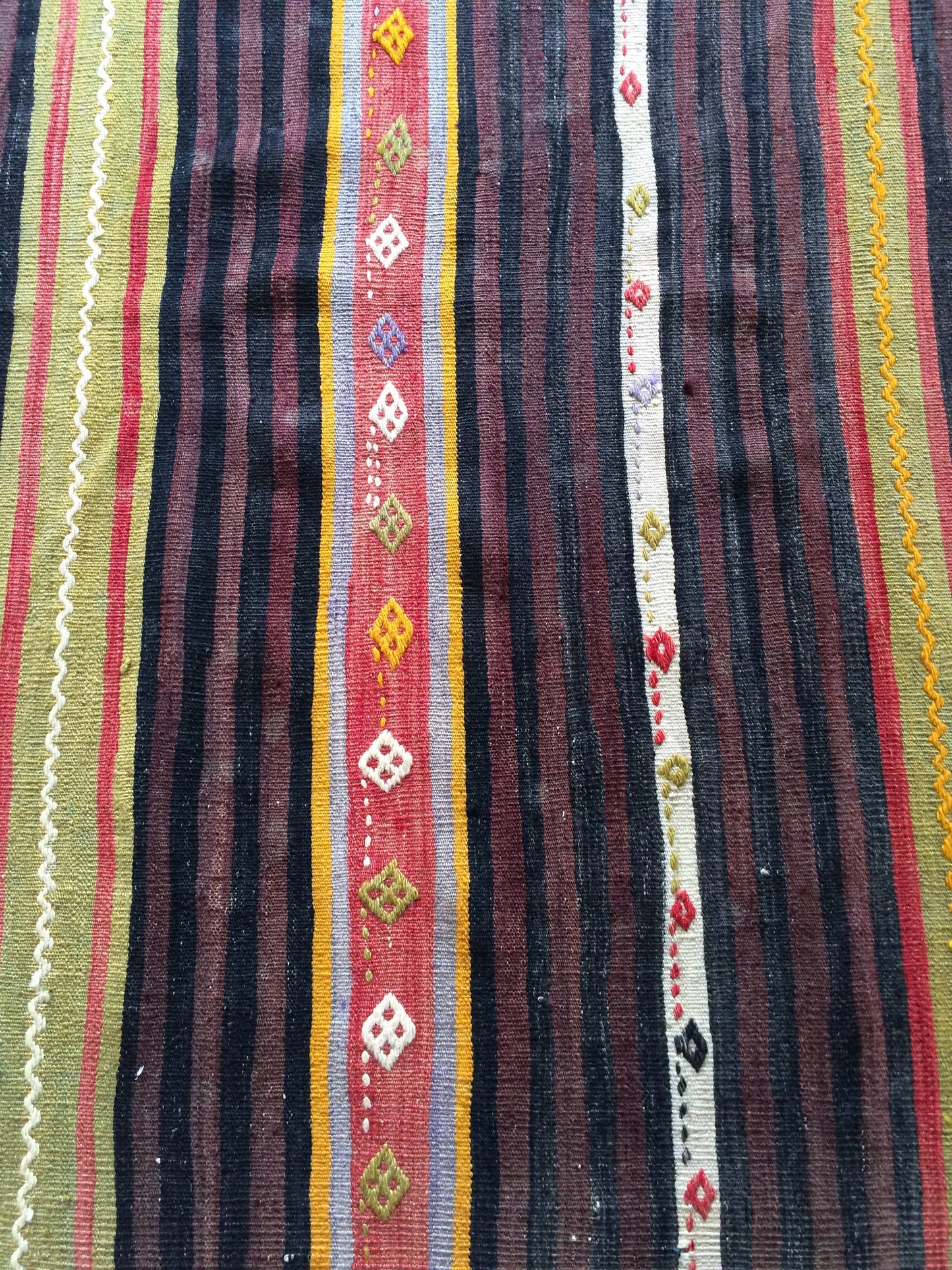 Vintage rug , Flat woven Kilim Rug With Embroidery Rug, Oriental Carpet, Vintage Kilim Rug Wool Carpet Rug, Flat Pile Rug
