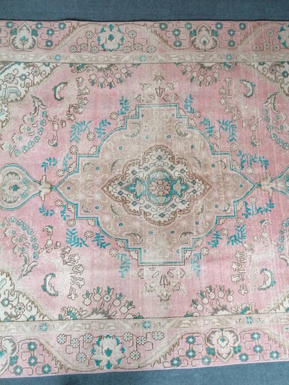 5.8 x 8 Persian wool rug - vintage pink rug, living room rug, handmade wool rugs