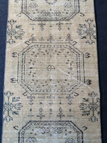 2.5 x 10.9 Oushak Runner Rug Turkish Runner Rug Vintage Runner Rug Hallway Runner Rug Kitchen Runner Rug Distressed Runner Rug Wool Worn Rug