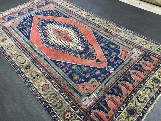 OUSHAK RUG TURKISH Vintage 4.9 x 9 Rug Vintage Oriental Rug Vintage Rug Wool Hand Knotted 5x9 Rug Hand Made Rugs Vintage Turkish Rug