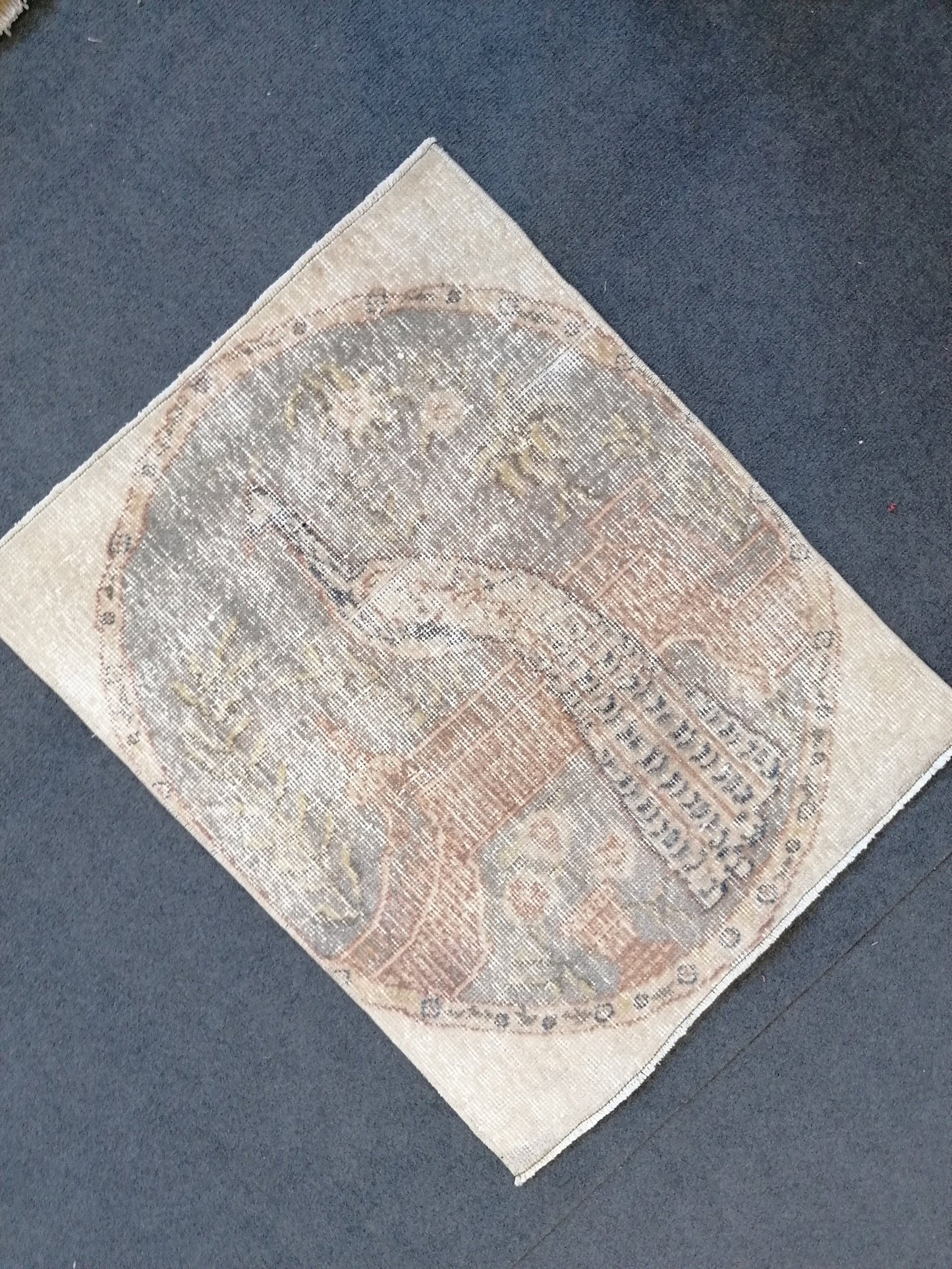 Hand made wool art peacock pilo, handcraf bird rug,vintage rug 2'1x2'7 feet