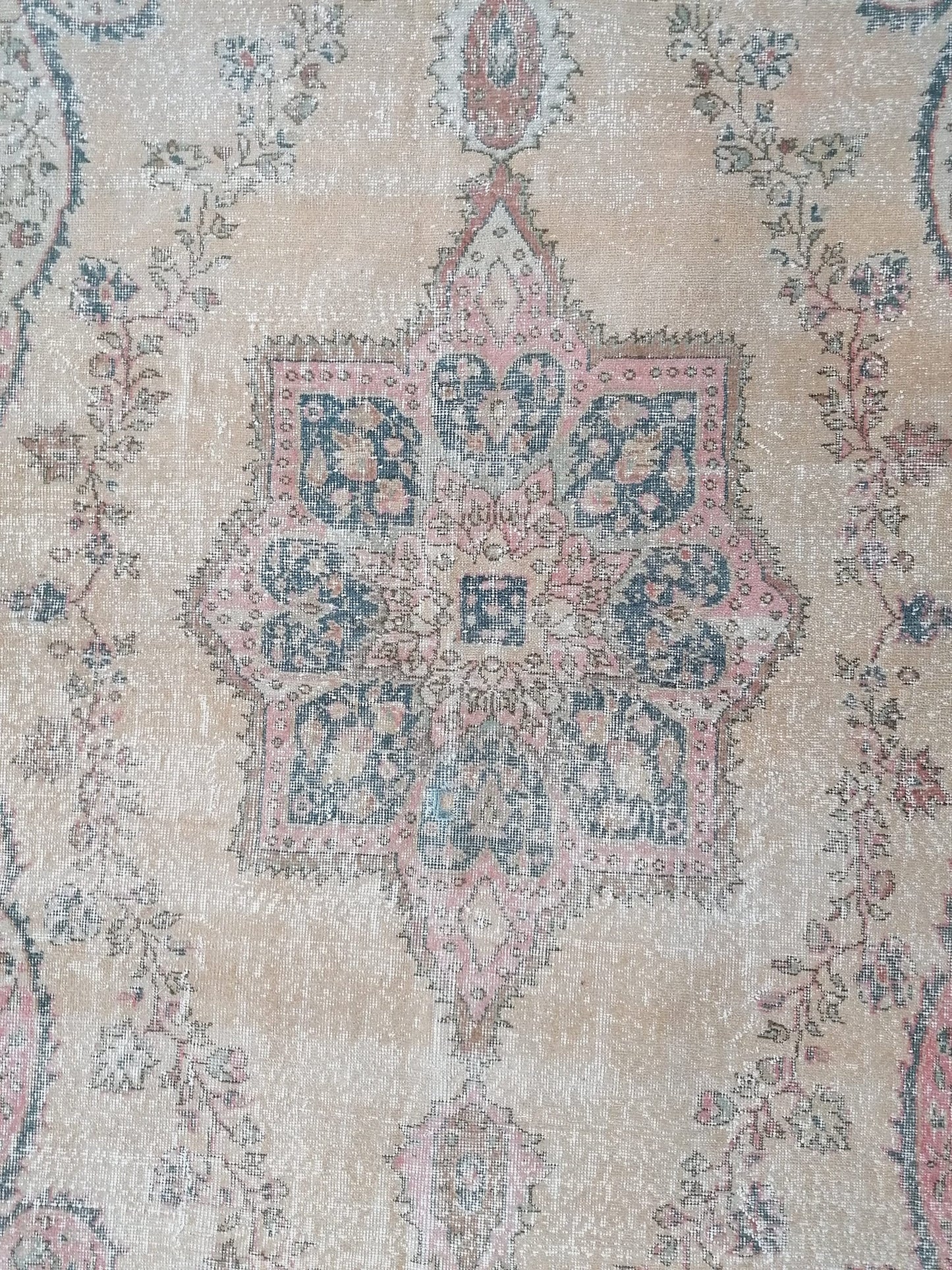 7.2 x 10.5 Oushak rug, vintage turkish rug, handmade rug, vintage anatolian rug