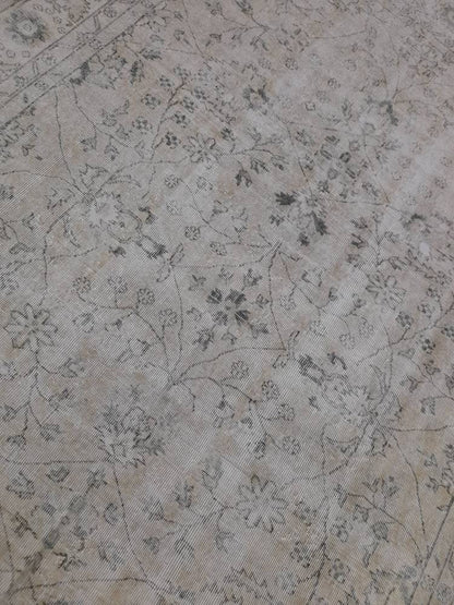 Vintage living room rug 6.5 x 9.4 Earth Tones Rug pastel rugs, Turkish Oushak Rugs, Vintage Rug Muted Distressed Rug Vintage Oushak Rug