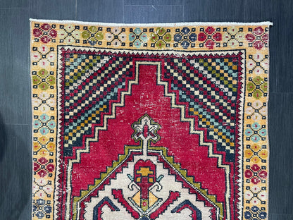 Vintage Oriental RUG, Oushak 3.3 x  5.7 Rug, Turkish Rug,  Persian Rug, Vintage Rug, Fine Wool Turkish Rug, Muted Living room Rug