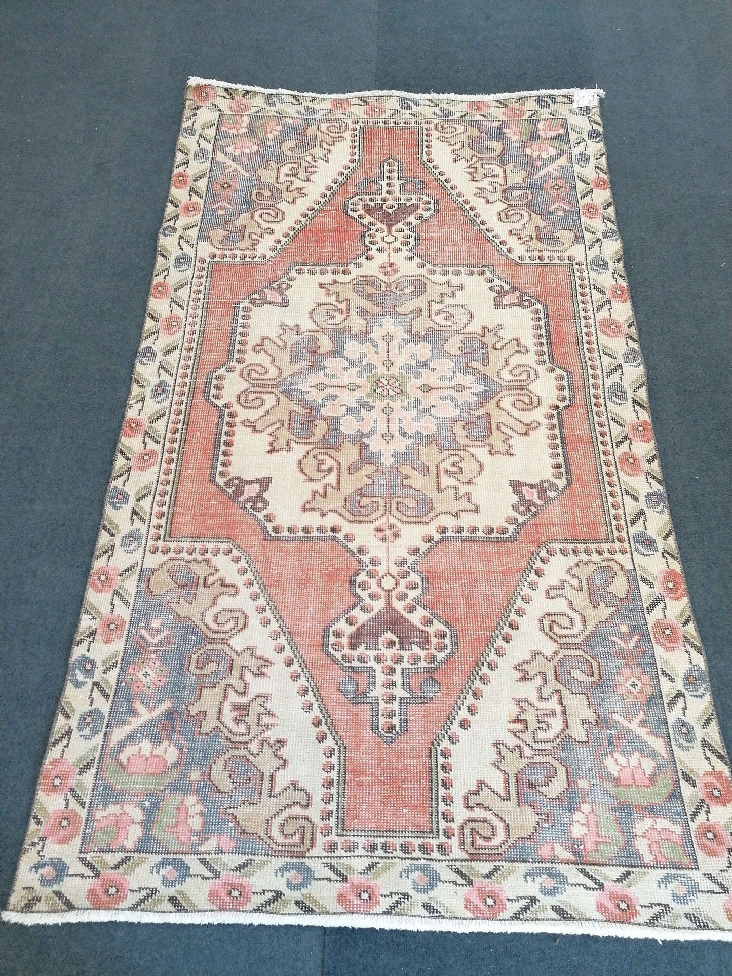 Vintage wool rug, turkish  handmade rug, boho floor rug, oriental hand knotted rug, are  oushak rug, bohemian rug 4'2x7'2