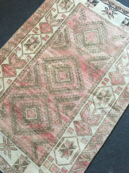 3x4 feet nautral faded turkish mini area rugs, handmade oushak bedroom rug, vintage red kitchen floor rug, small wide bathroom rug, wool rug