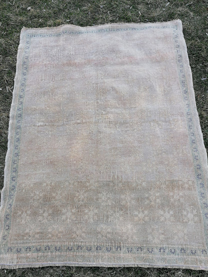 Turkısh neatural muted rug, vıntage wool rug 4'2x6'4 oushak hand made rug