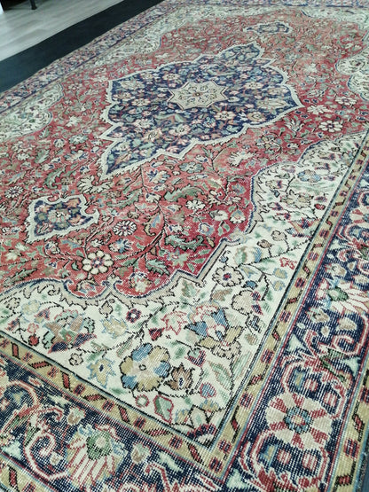 Vintage Rug 6.6 x 10.3 Turkish  Rug, Distressed Rug Oushak Rug Oriental Rug Antique Rug