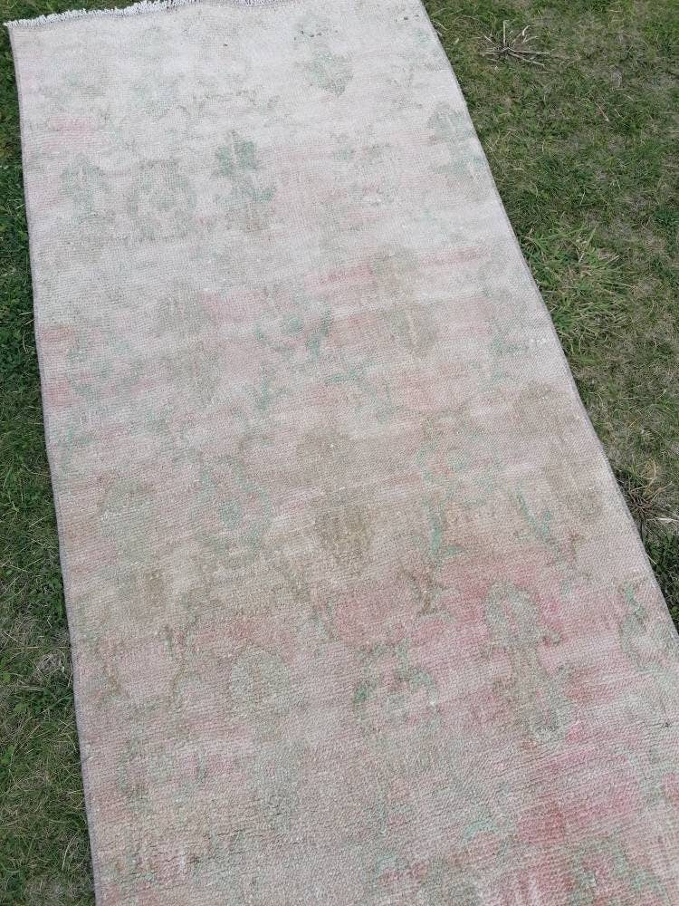 Pastel hallway wool runner rug, muted handmade runner rug 2'7x9'4 bohemian rug, vintage oushak runner, turkish runner rug
