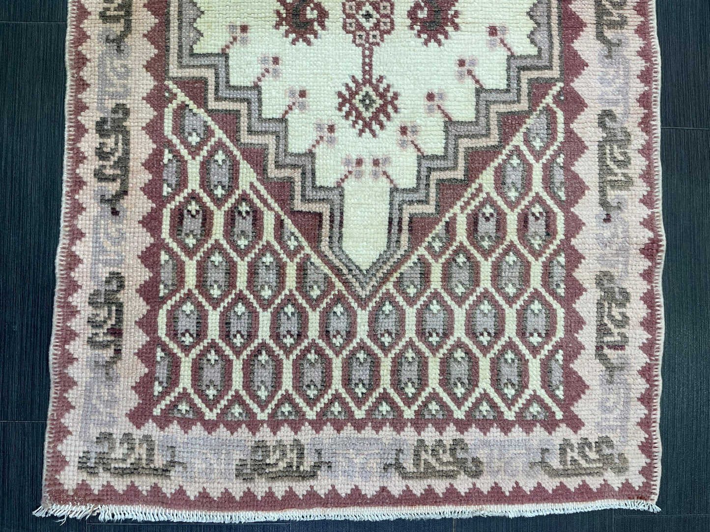 Vintage Rug, Oriental Handmade Rug, 2.6 x 5 Oushak Rug, Rustic Rug, Natural Wool Rug, Fun Turkish Rug, Persian Rug, Soft Wool Rug