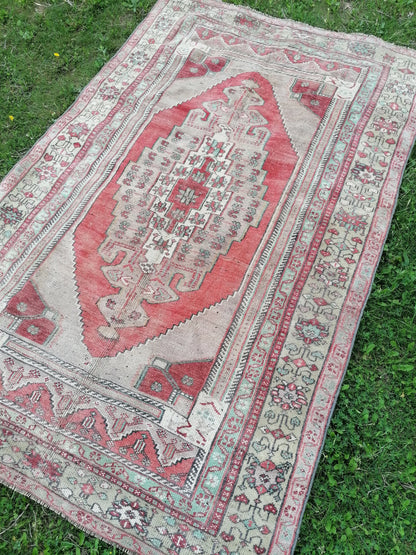 5x8 handmade anatolian rug, vintage Turkish wool rug, oushak bedroom rug, living room rug