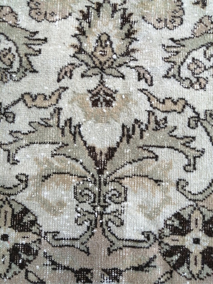 10 x 6.4  Floral Rugs, Hand Made Rug, Oushak Rug, Rustic Rug, Bohemian Rug, Muted Rug , Turkish Rug, Farmhouse Rug, Vintage Rug, Wool rug