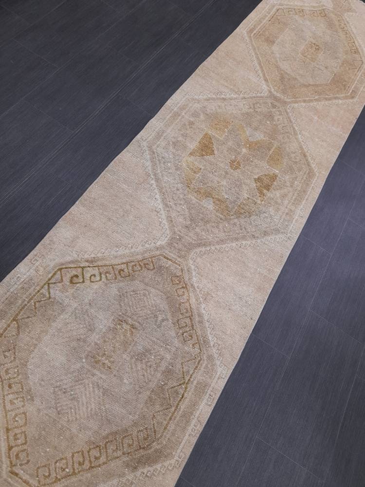 Neutral Vintage Runner Rug 2.6 x 11 Muted Turkish Runner Rug Vintage Runner Rug Hallway Runner Rug Kitchen Runner Rug Hallway Runner Rug