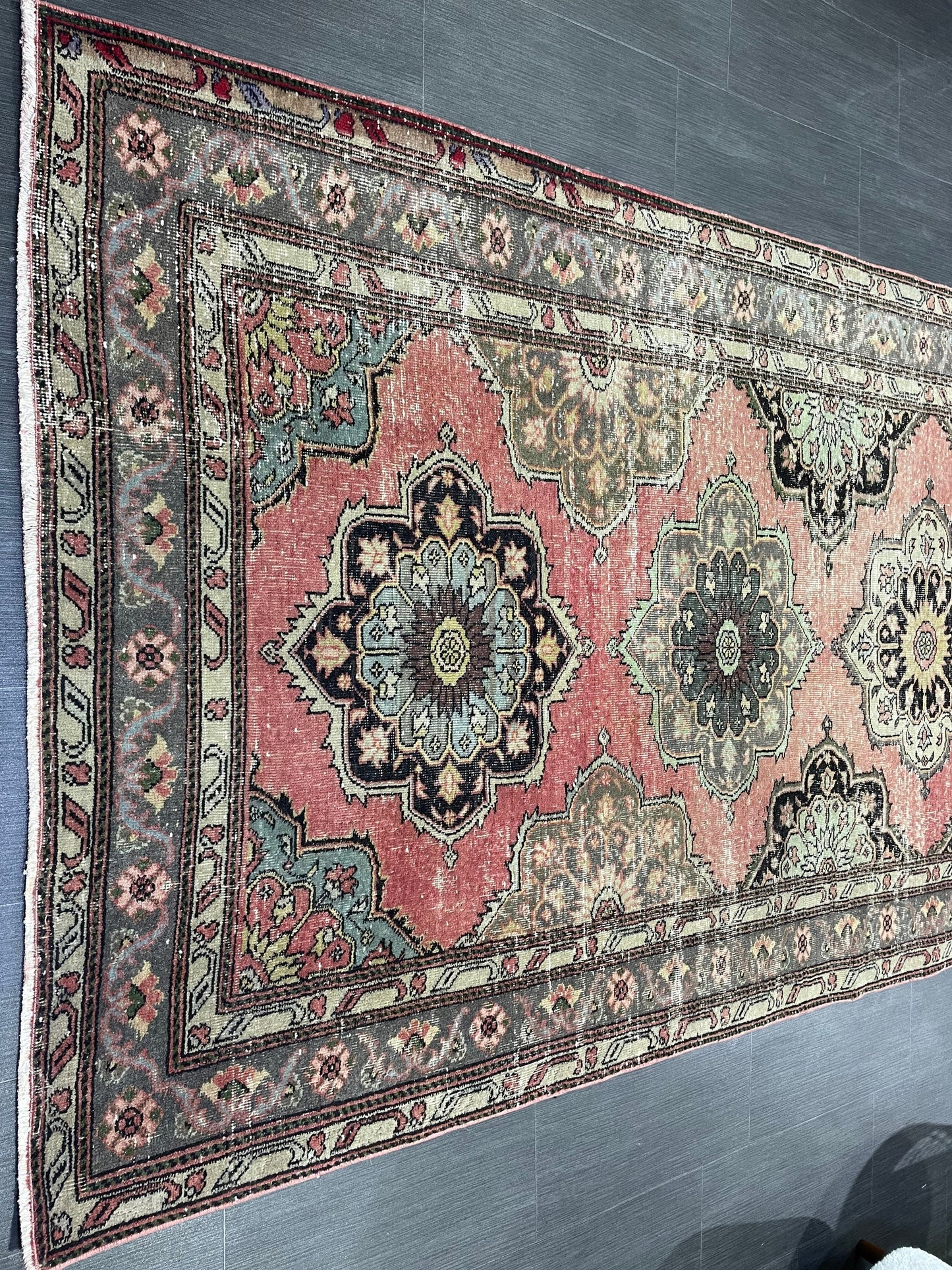 Vintage Runner Rug, Turkish 4.8 x 11.8 Runner Rug, Varigated Red Vintage Runner Rug Hallway Runner Rug Kitchen Runner Rug Wool Runner
