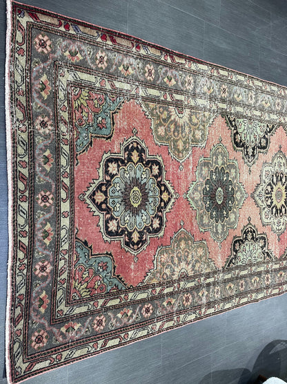 Vintage Runner Rug, Turkish 4.8 x 11.8 Runner Rug, Varigated Red Vintage Runner Rug Hallway Runner Rug Kitchen Runner Rug Wool Runner