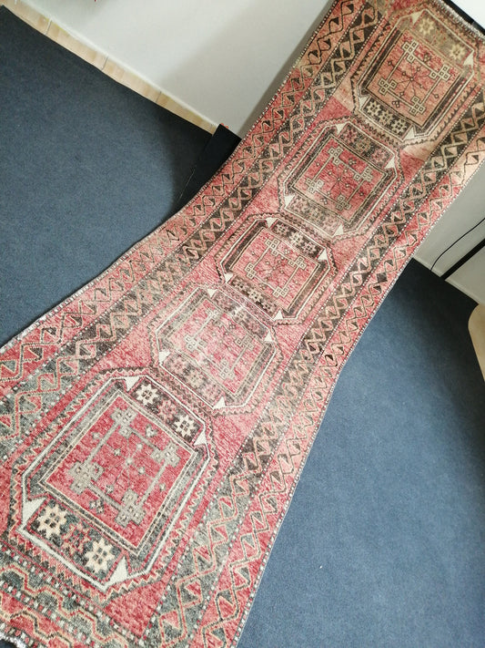 10 x 3 ft Long Runner Rug, Oushak Runner Rug, turkish Runner Rug, Rustic Oushak Rug, Wool Oushak Rug, Vintage Runner, TURKISH RUNNER Rug