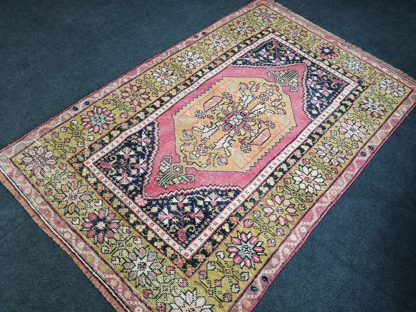 5.6 x 3.7 OUSHAK RUG TURKISH Oushak Rug Vintage Oushak Runner Rug Vintage Runner Rug Wool Oushak Rug Hand Made Rugs Vintage Turkish Rug