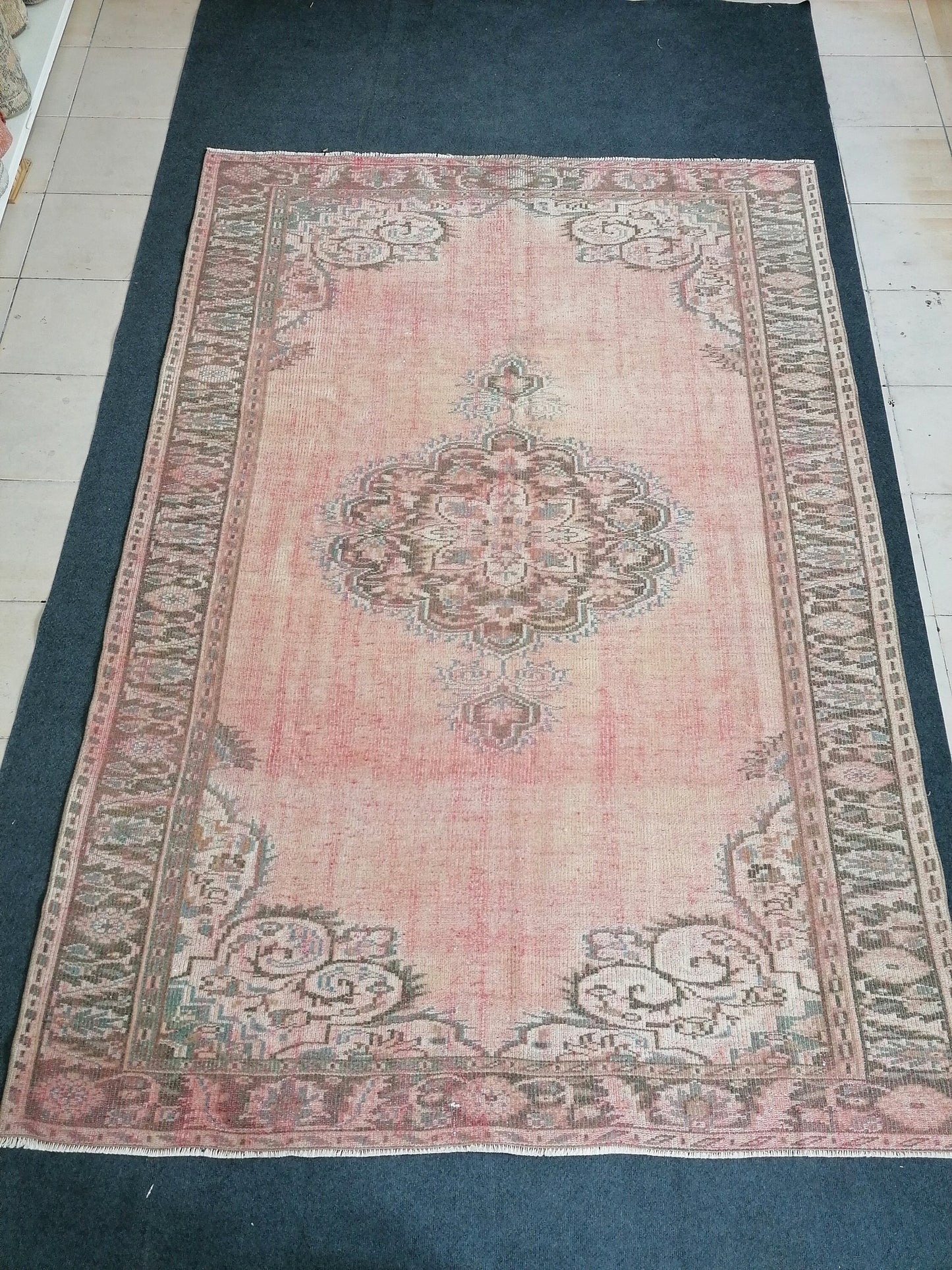 6x8'6 large oushak rug, distressed wool rug, rustic turkish handmade rug, living room rug, hand knotted rug.