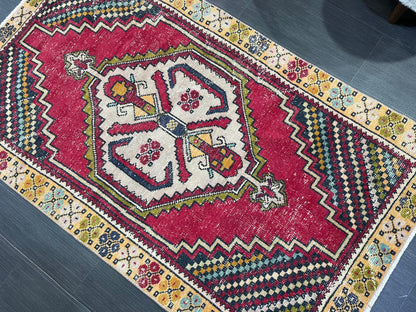 Vintage Oriental RUG, Oushak 3.3 x  5.7 Rug, Turkish Rug,  Persian Rug, Vintage Rug, Fine Wool Turkish Rug, Muted Living room Rug